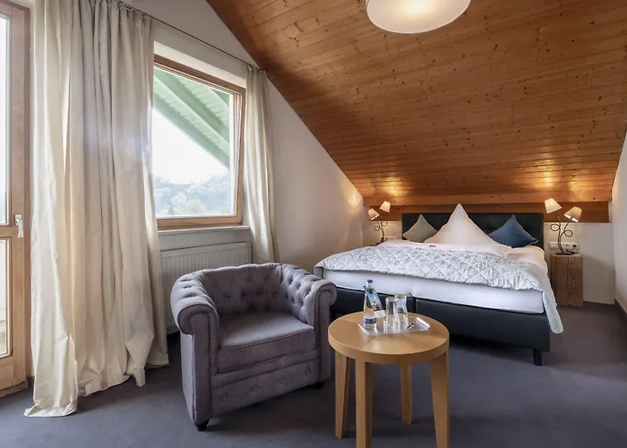 מלון Gartenhotel Salzach 3*